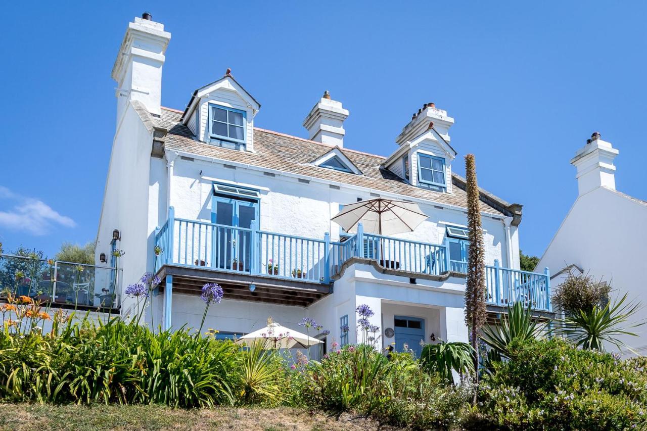 The Old Coastguard Station Apartment Falmouth Exterior photo